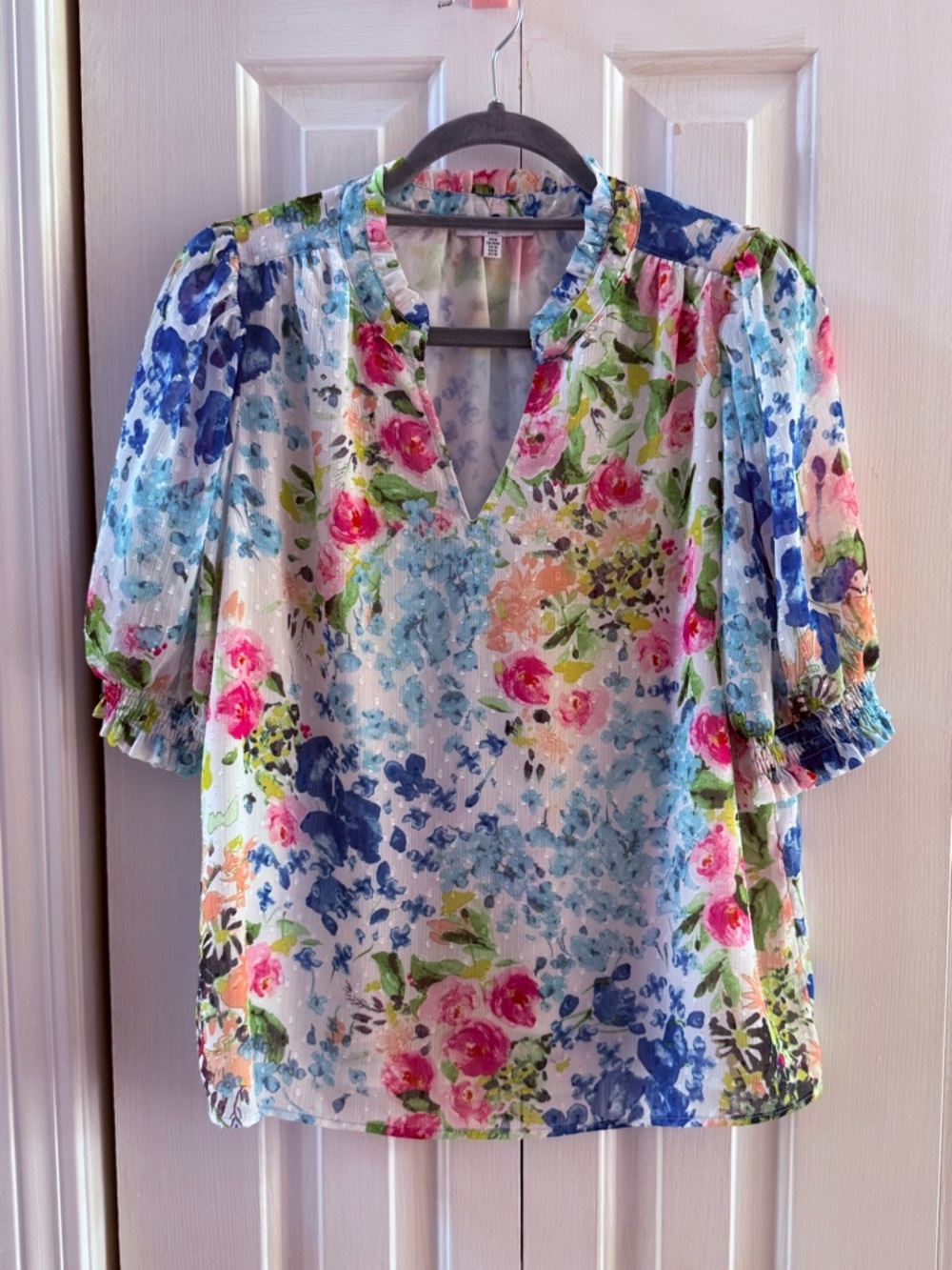 Maison d'Amélie
PARIS  medium Floral V-Neck Puff Sleeve Blouse in Multicolor